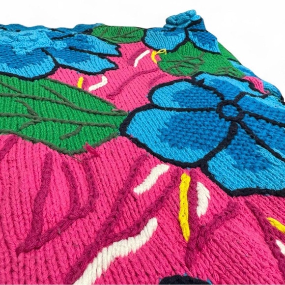 Vintage Lilly Pulitzer Lion Face Knit Cotton Sweater Blue and Pink Floral Size M - Picture 5 of 8
